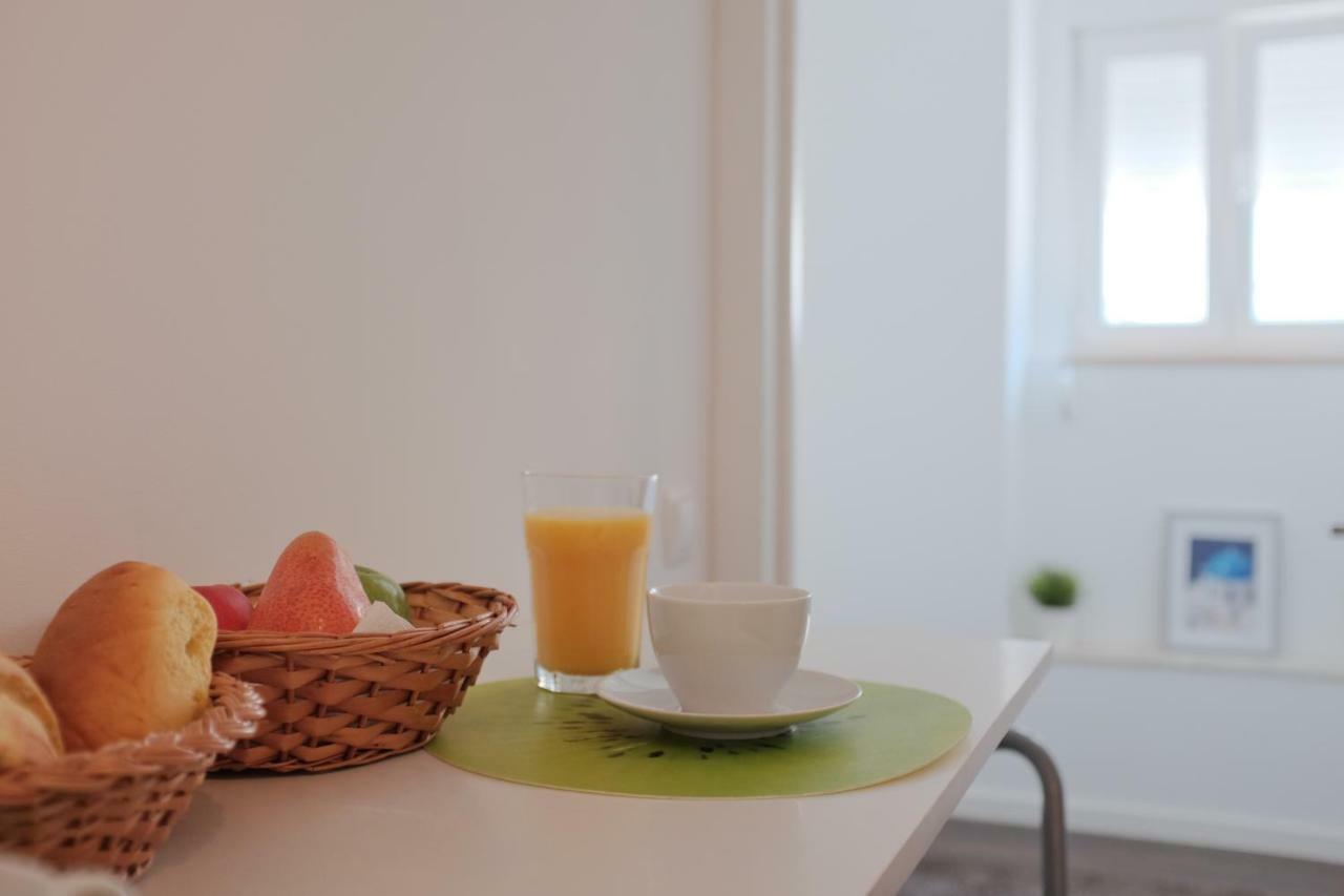 Like-Home-T1 Apt-Campo De Ourique Lisboa Extérieur photo